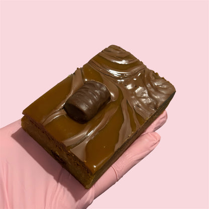 Twix Blondie